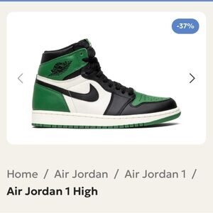 Air Jordan 1 High Green and Black Sneakers